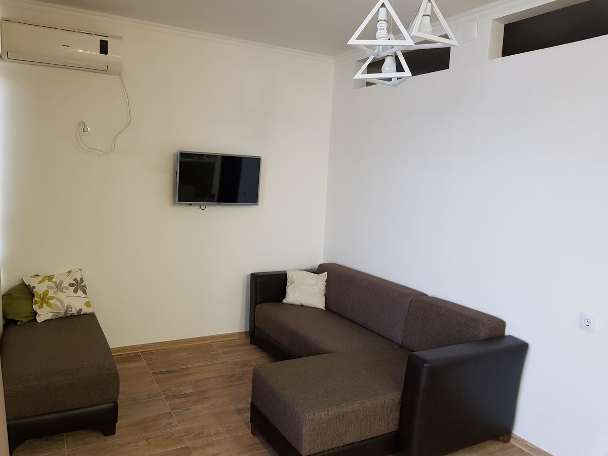 Batumi First Line Apartment Экстерьер фото