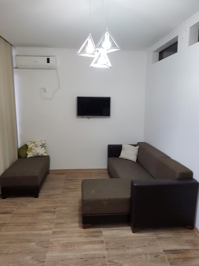 Batumi First Line Apartment Экстерьер фото